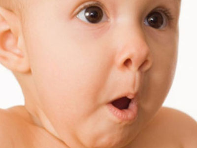 Ο λόξιγκας στα μωράκια. Tips για να τον σταματήσετε